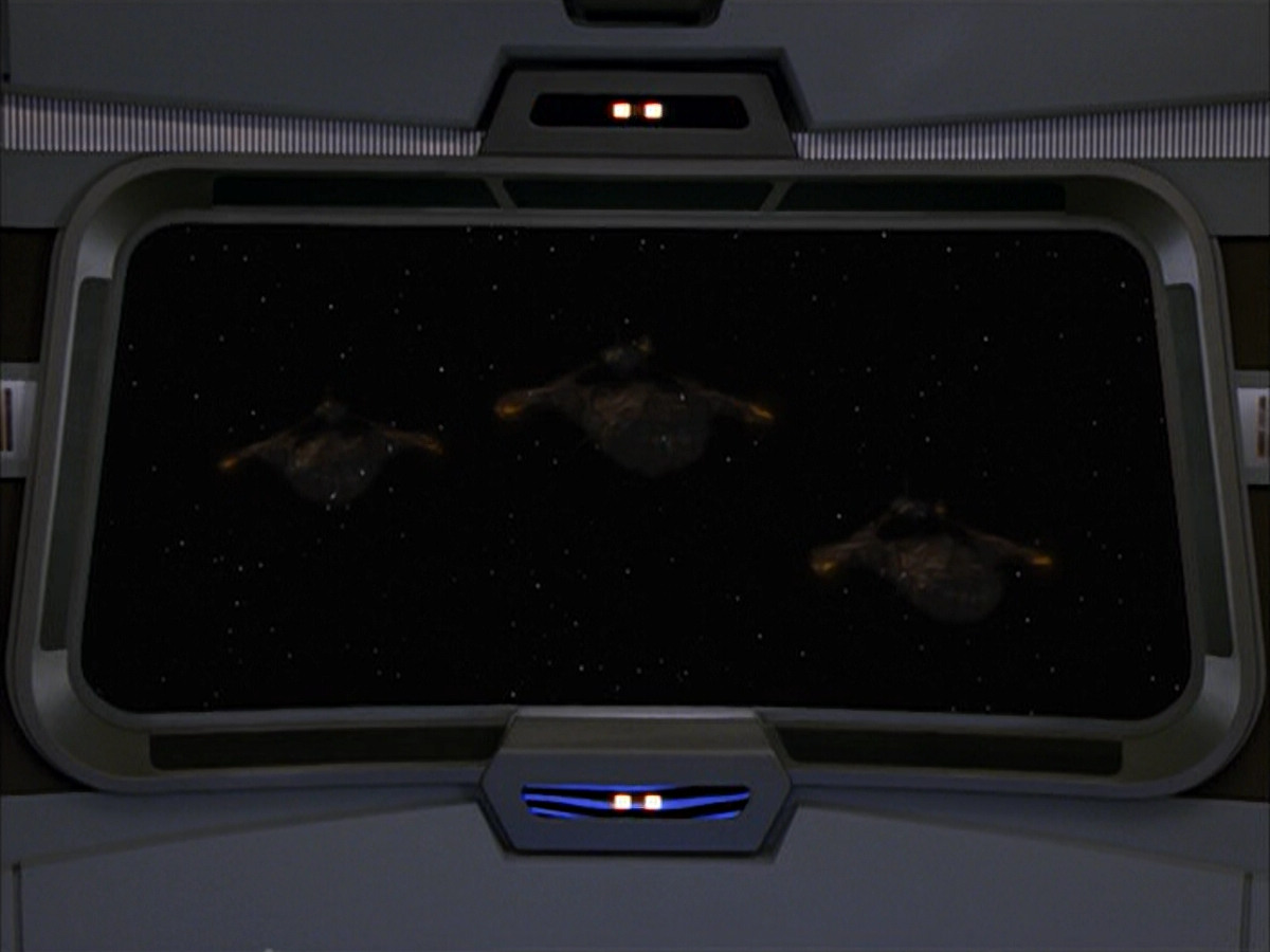 extant_StarTrek_VOY_6x04-TinkerTenorDoctorSpy_02847.jpg