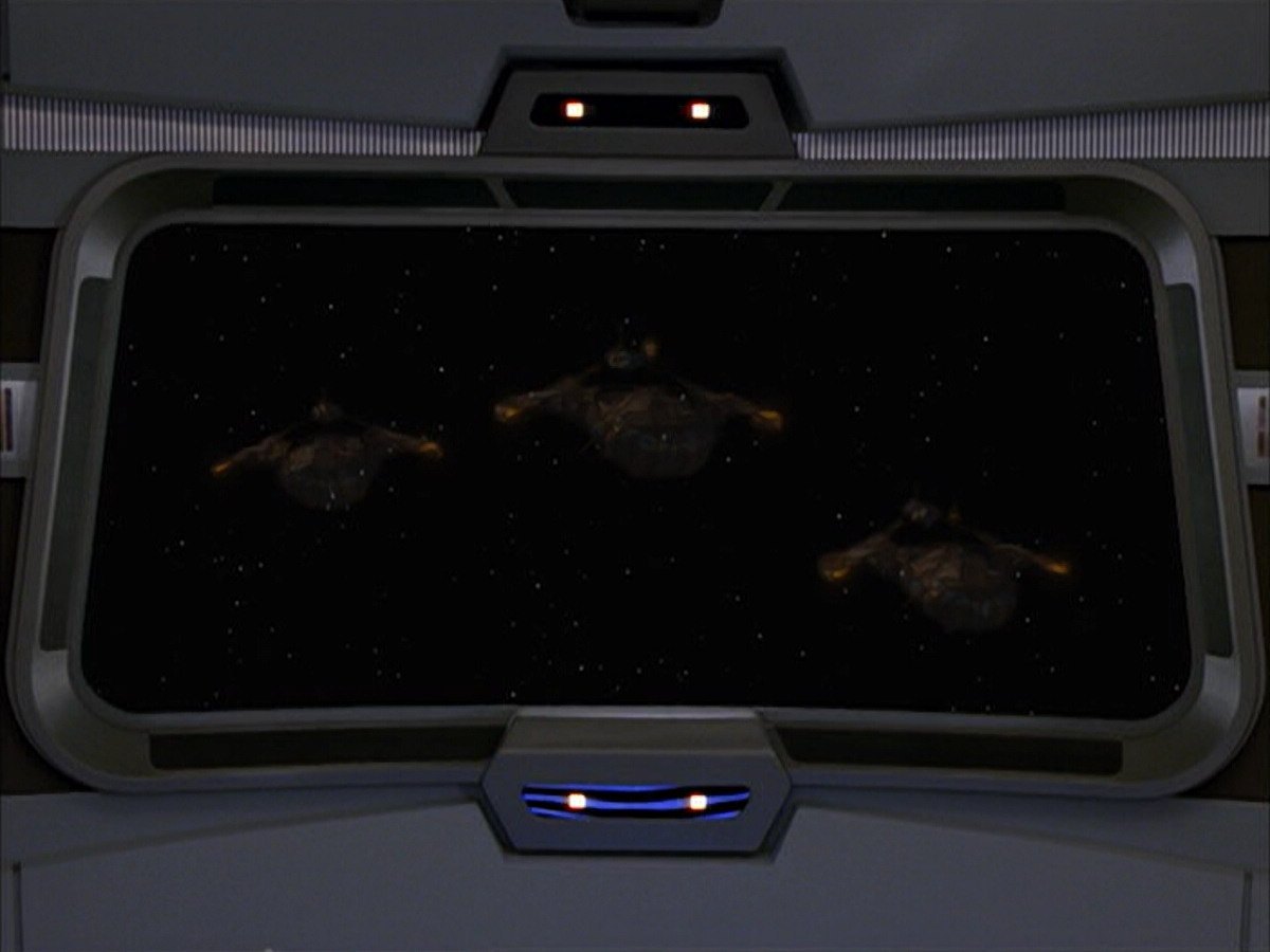 extant_StarTrek_VOY_6x04-TinkerTenorDoctorSpy_02848.jpg