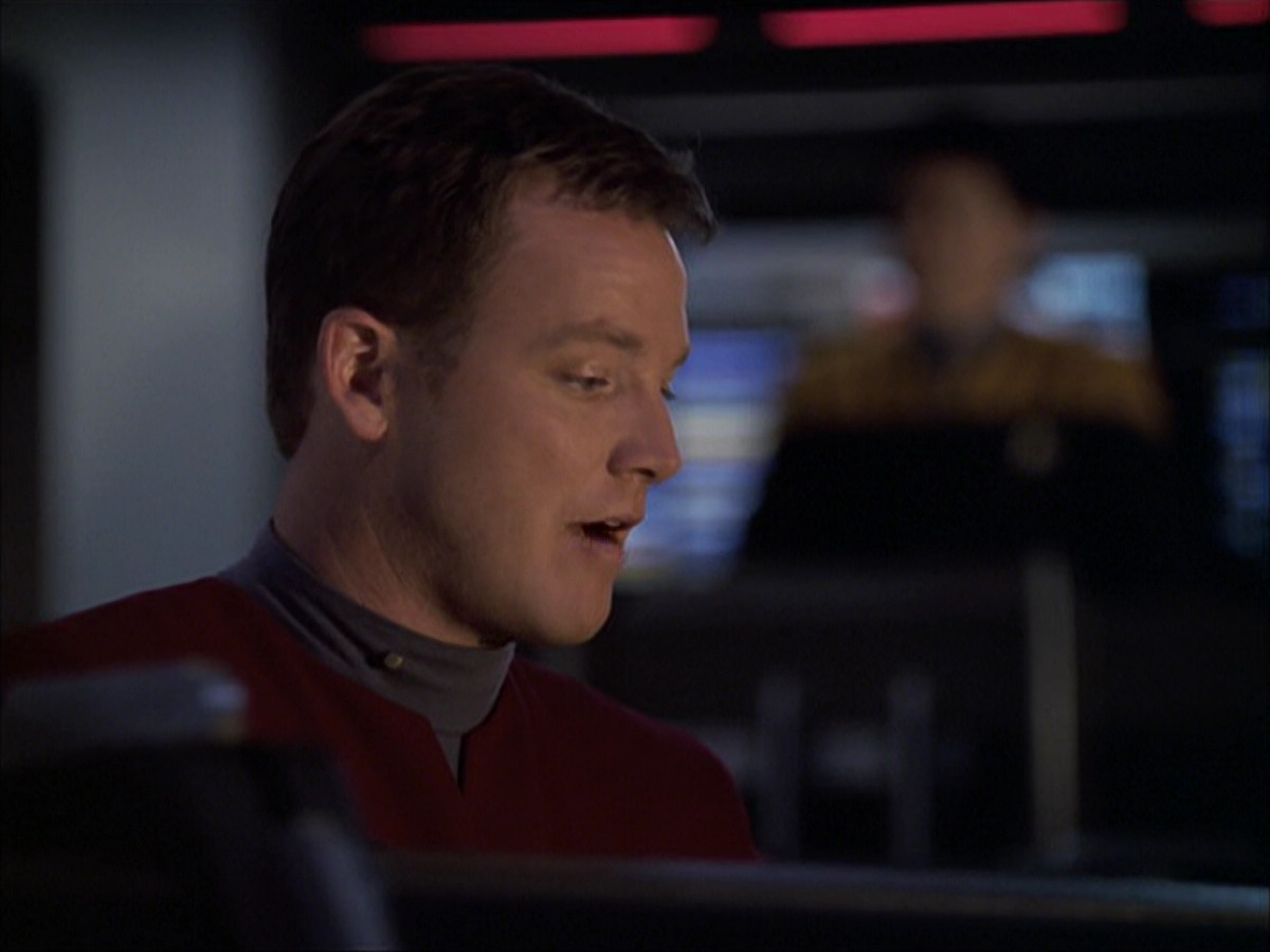 extant_StarTrek_VOY_6x04-TinkerTenorDoctorSpy_03127.jpg