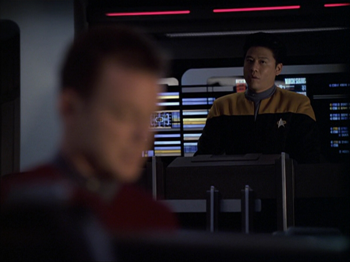 extant_StarTrek_VOY_6x04-TinkerTenorDoctorSpy_03130.jpg