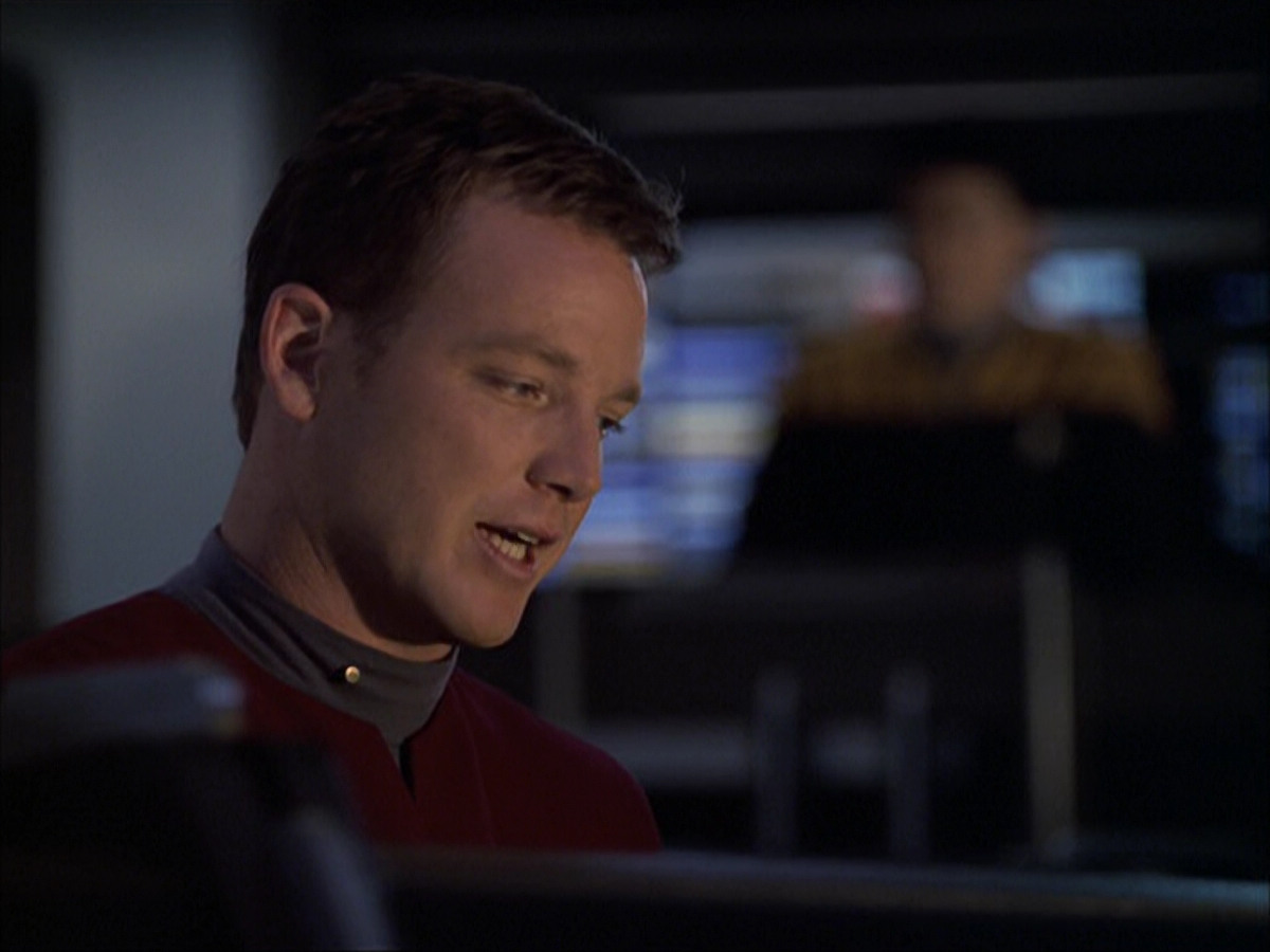 extant_StarTrek_VOY_6x04-TinkerTenorDoctorSpy_03134.jpg