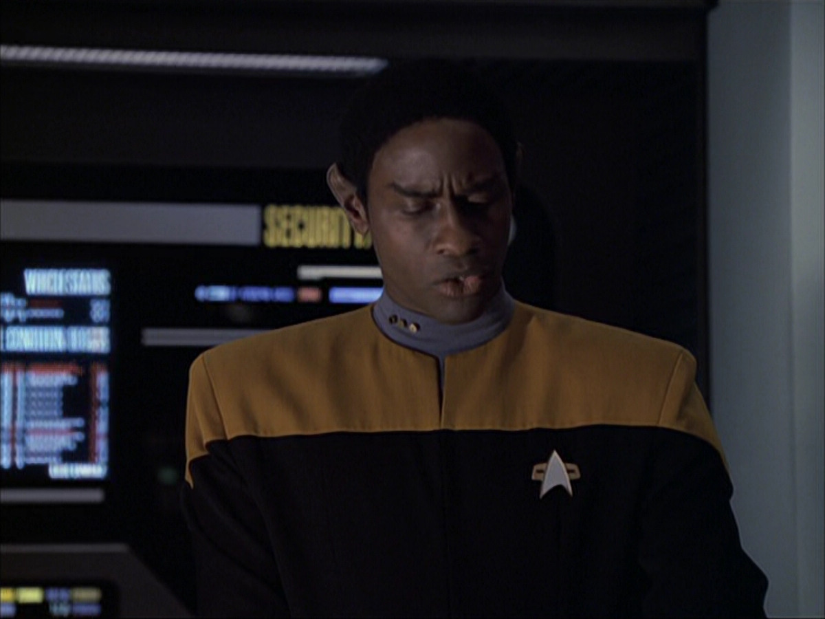 extant_StarTrek_VOY_6x04-TinkerTenorDoctorSpy_03200.jpg