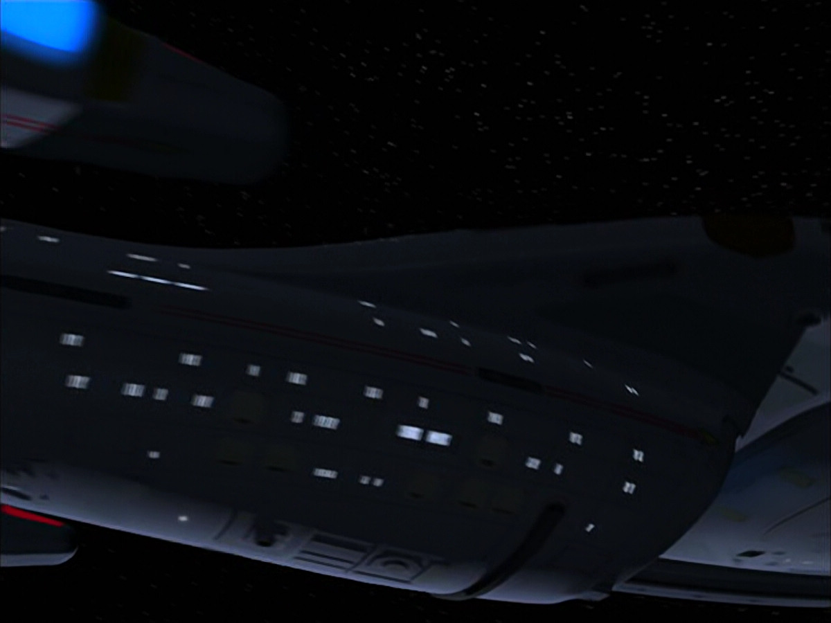 extant_StarTrek_VOY_6x04-TinkerTenorDoctorSpy_03547.jpg
