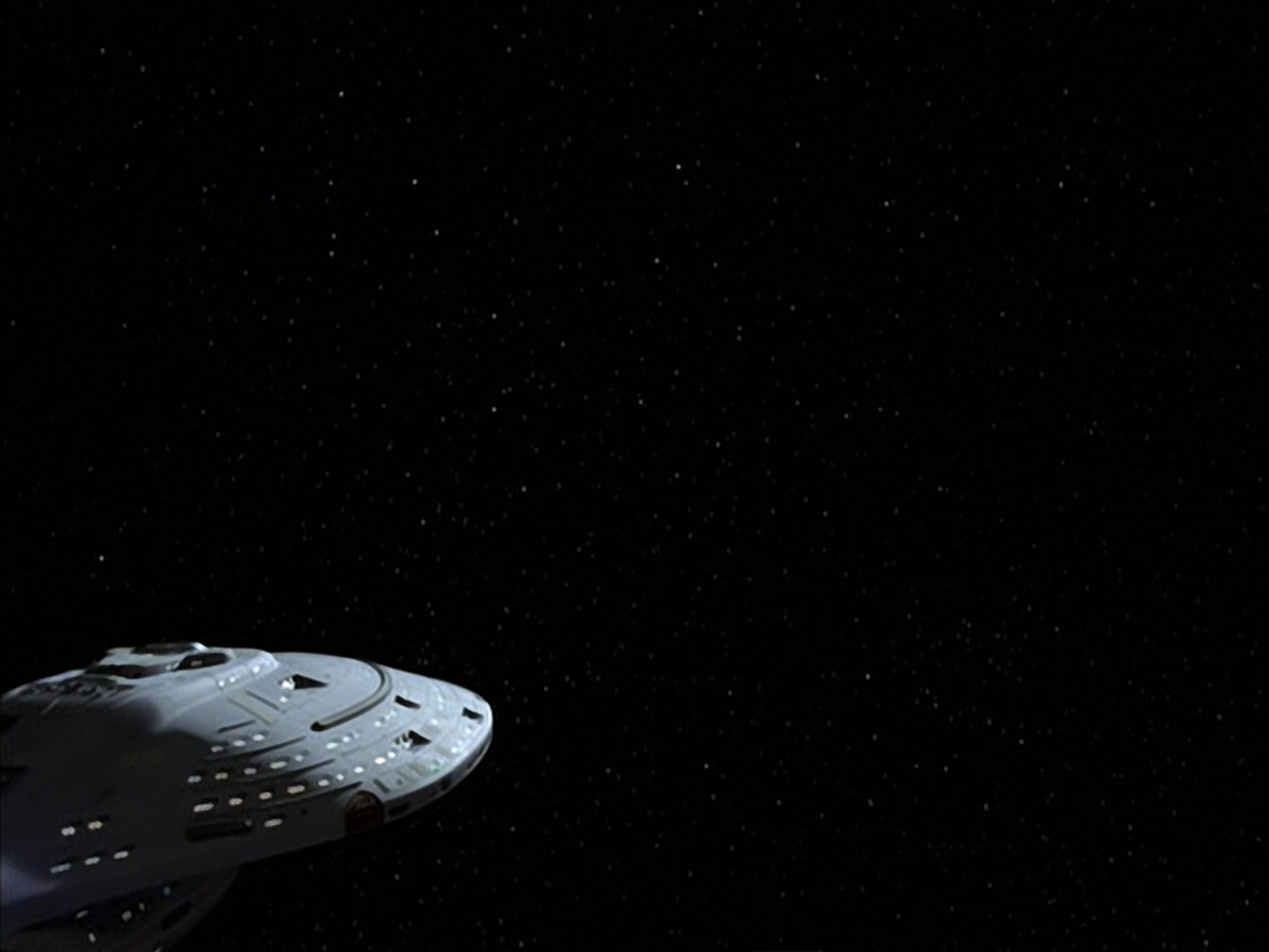 extant_StarTrek_VOY_6x04-TinkerTenorDoctorSpy_03637.jpg