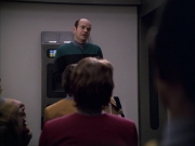 extant_StarTrek_VOY_6x04-TinkerTenorDoctorSpy_00064.jpg