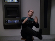 Filename=extant_StarTrek_VOY_6x04-TinkerTenorDoctorSpy_00221.jpg
Filesize=142KiB
Dimensions=1200x900
Date added=Dec 27, 2019 extant_StarTrek_VOY_6x04-TinkerTenorDoctorSpy_00221.jpg