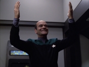 Filename=extant_StarTrek_VOY_6x04-TinkerTenorDoctorSpy_00237.jpg
Filesize=139KiB
Dimensions=1200x900
Date added=Dec 27, 2019 extant_StarTrek_VOY_6x04-TinkerTenorDoctorSpy_00237.jpg
