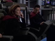 extant_StarTrek_VOY_6x04-TinkerTenorDoctorSpy_00509.jpg