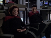 extant_StarTrek_VOY_6x04-TinkerTenorDoctorSpy_00523.jpg