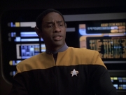 extant_StarTrek_VOY_6x04-TinkerTenorDoctorSpy_00578.jpg