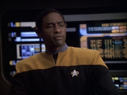 extant_StarTrek_VOY_6x04-TinkerTenorDoctorSpy_00579.jpg