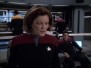 extant_StarTrek_VOY_6x04-TinkerTenorDoctorSpy_00590.jpg