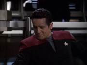 extant_StarTrek_VOY_6x04-TinkerTenorDoctorSpy_00614.jpg