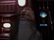 extant_StarTrek_VOY_6x04-TinkerTenorDoctorSpy_00650.jpg