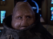 extant_StarTrek_VOY_6x04-TinkerTenorDoctorSpy_00690.jpg