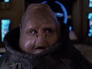 extant_StarTrek_VOY_6x04-TinkerTenorDoctorSpy_00691.jpg