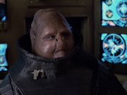 extant_StarTrek_VOY_6x04-TinkerTenorDoctorSpy_00729.jpg