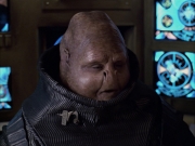 extant_StarTrek_VOY_6x04-TinkerTenorDoctorSpy_00733.jpg
