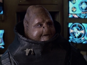 extant_StarTrek_VOY_6x04-TinkerTenorDoctorSpy_00737.jpg