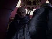 extant_StarTrek_VOY_6x04-TinkerTenorDoctorSpy_00745.jpg