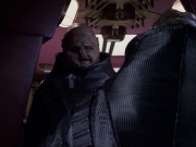 extant_StarTrek_VOY_6x04-TinkerTenorDoctorSpy_00746.jpg