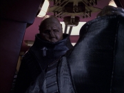extant_StarTrek_VOY_6x04-TinkerTenorDoctorSpy_00747.jpg