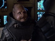 extant_StarTrek_VOY_6x04-TinkerTenorDoctorSpy_00759.jpg