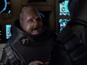 extant_StarTrek_VOY_6x04-TinkerTenorDoctorSpy_00760.jpg