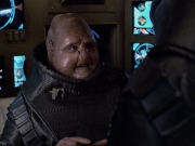 extant_StarTrek_VOY_6x04-TinkerTenorDoctorSpy_00762.jpg