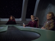 extant_StarTrek_VOY_6x04-TinkerTenorDoctorSpy_00833.jpg