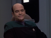 extant_StarTrek_VOY_6x04-TinkerTenorDoctorSpy_00861.jpg