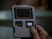 extant_StarTrek_VOY_6x04-TinkerTenorDoctorSpy_00864.jpg