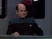 extant_StarTrek_VOY_6x04-TinkerTenorDoctorSpy_00892.jpg