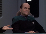extant_StarTrek_VOY_6x04-TinkerTenorDoctorSpy_00911.jpg