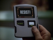 extant_StarTrek_VOY_6x04-TinkerTenorDoctorSpy_00914.jpg
