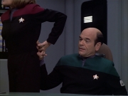 Filename=extant_StarTrek_VOY_6x04-TinkerTenorDoctorSpy_00947.jpg
Filesize=136KiB
Dimensions=1200x900
Date added=Dec 27, 2019 extant_StarTrek_VOY_6x04-TinkerTenorDoctorSpy_00947.jpg