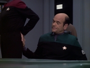 extant_StarTrek_VOY_6x04-TinkerTenorDoctorSpy_00951.jpg