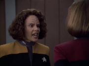 extant_StarTrek_VOY_6x04-TinkerTenorDoctorSpy_00960.jpg