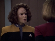 extant_StarTrek_VOY_6x04-TinkerTenorDoctorSpy_00966.jpg