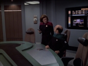 extant_StarTrek_VOY_6x04-TinkerTenorDoctorSpy_00984.jpg