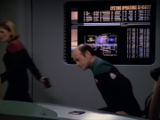 extant_StarTrek_VOY_6x04-TinkerTenorDoctorSpy_00989.jpg
