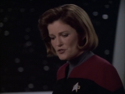 extant_StarTrek_VOY_6x04-TinkerTenorDoctorSpy_00994.jpg