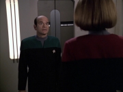 extant_StarTrek_VOY_6x04-TinkerTenorDoctorSpy_00997.jpg