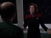 extant_StarTrek_VOY_6x04-TinkerTenorDoctorSpy_01018.jpg