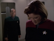 extant_StarTrek_VOY_6x04-TinkerTenorDoctorSpy_01030.jpg