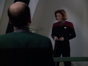 extant_StarTrek_VOY_6x04-TinkerTenorDoctorSpy_01040.jpg