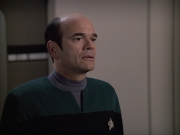 extant_StarTrek_VOY_6x04-TinkerTenorDoctorSpy_01065.jpg