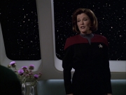 extant_StarTrek_VOY_6x04-TinkerTenorDoctorSpy_01084.jpg