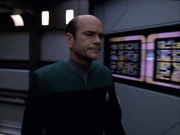 extant_StarTrek_VOY_6x04-TinkerTenorDoctorSpy_01090.jpg