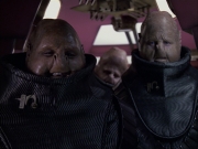 extant_StarTrek_VOY_6x04-TinkerTenorDoctorSpy_01159.jpg